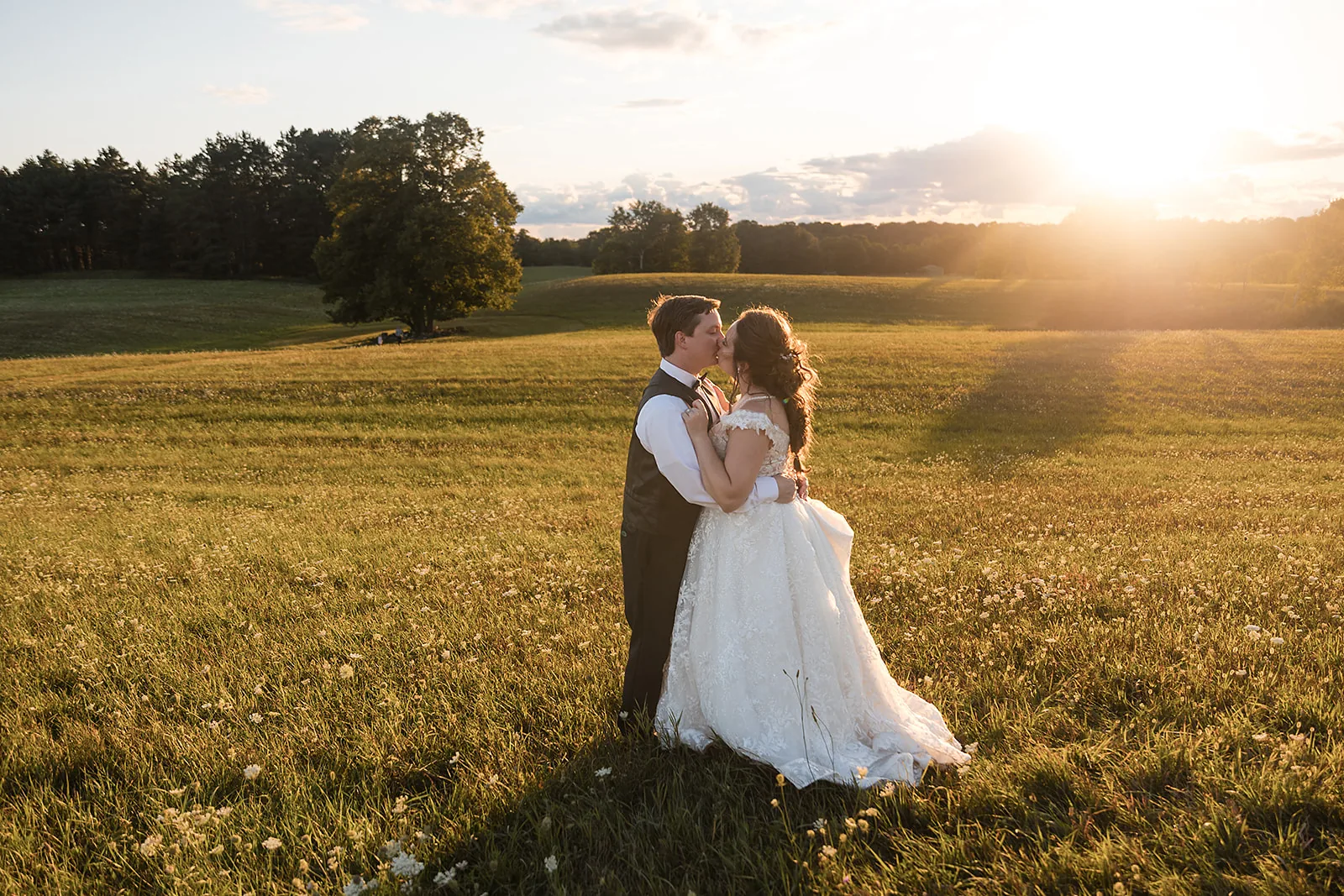 Amelia & Howard wedding at Sunset Hill Wedding Barn