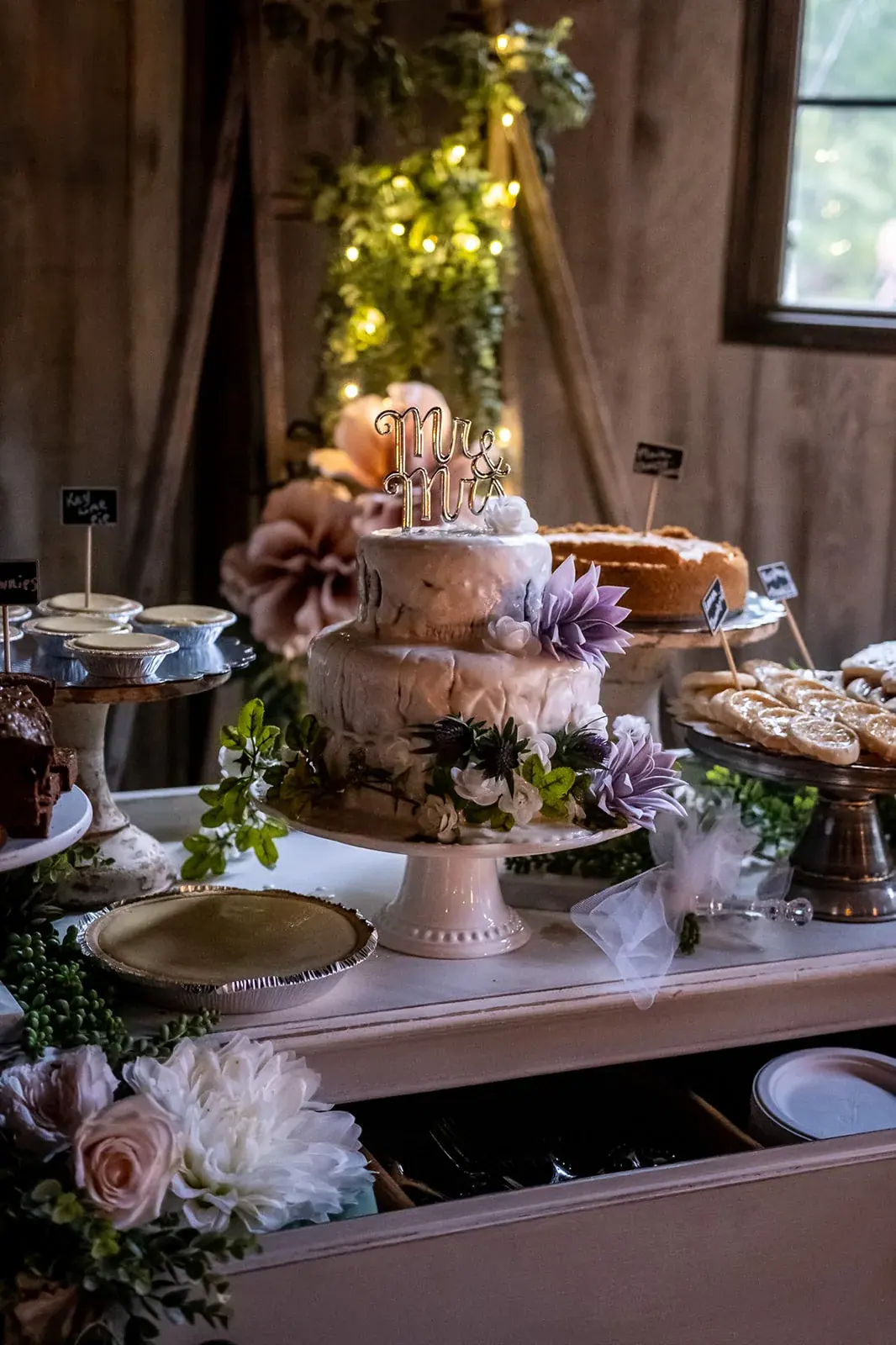 Dessert table barn — Jessica & Joel's wedding at The Rut Hutt, Gaylord