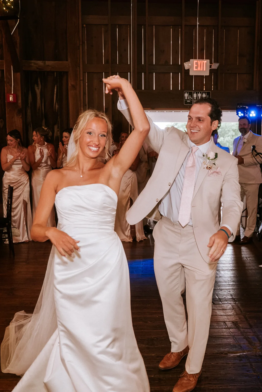 Vivid, modern-toned bridal portrait example
